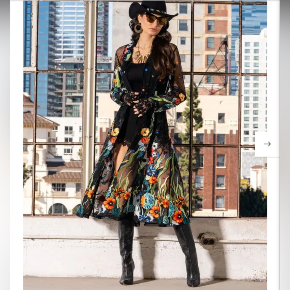 Adore Black Floral Long Sleeve Duster